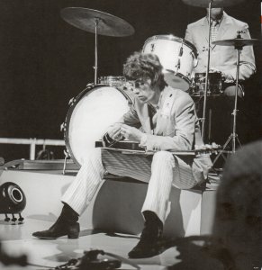 The Rolling Stones Family: Brian Jones' Lonely Hearts Club - 10