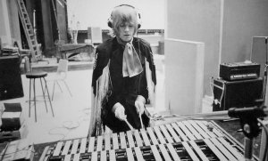 Brian plays the vibraphone. November 1966 - London, Olympic Sound Studios.