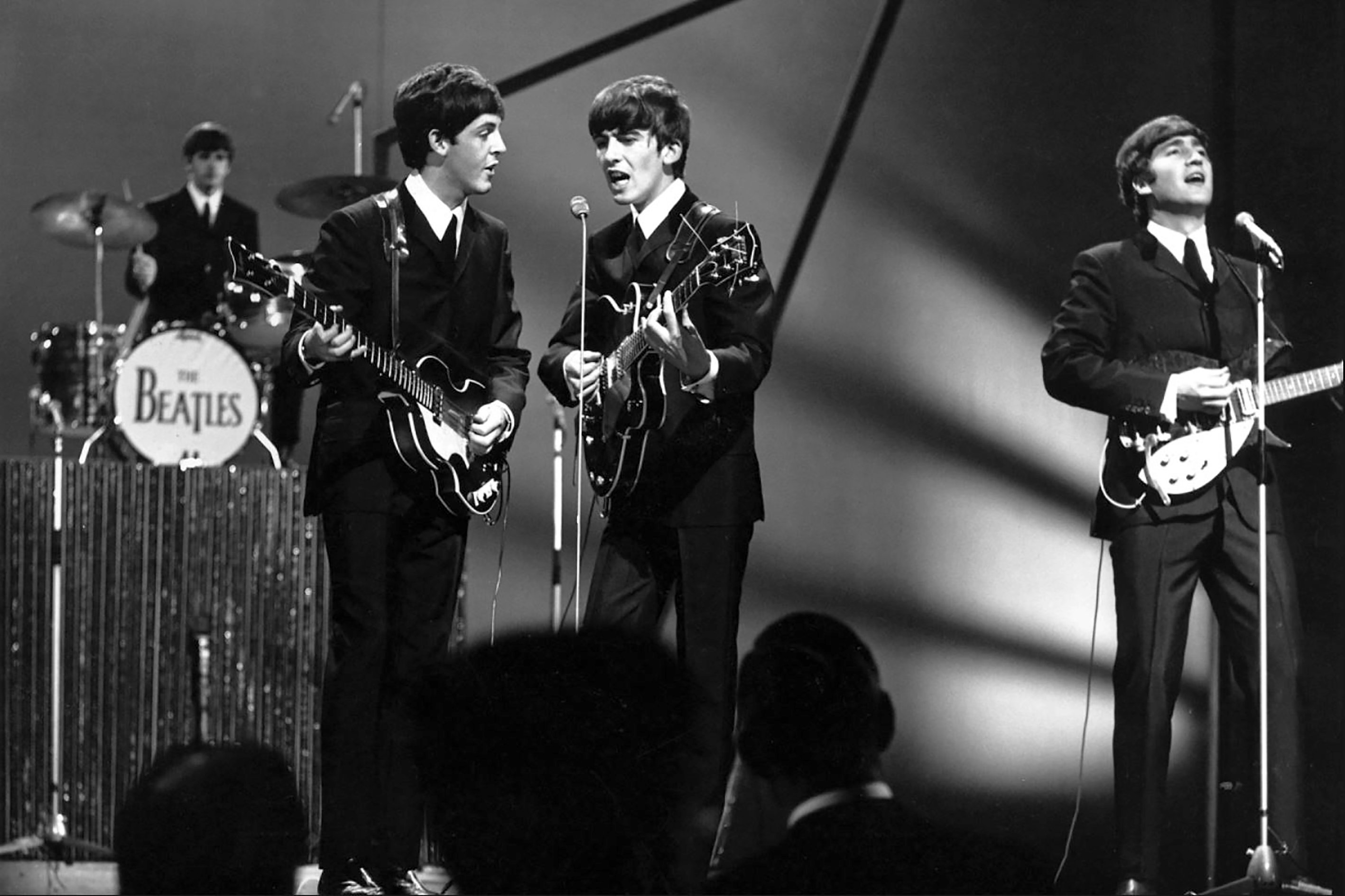 Beatles.ru / Изображение из темы "Фото Антология Битлз 1963 – октябрь"