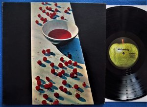 McCartney(1970)  https://youtu.be/dlsEF_I-leU  