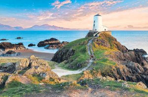 Twr Mawr Lighthouse, Anglesey by Dark Eni
