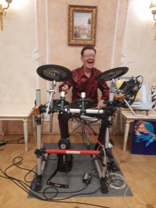  ... https://m.vk.com/id136636141