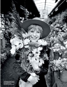 Marianne Faithfull -     