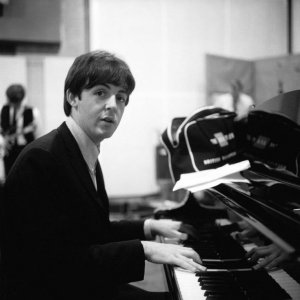 25  1964. C    A Hard Days Night 