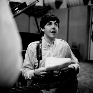 25  1964. C    A Hard Days Night 