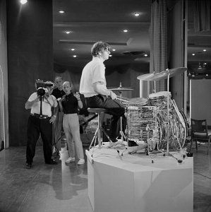 16  1964.          