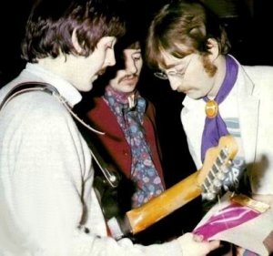  3  1967 . |   ,  EMI Abbey Road ( Beatles Book Monthly,  46 )