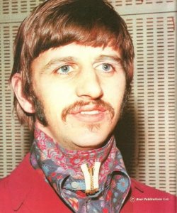  3  1967 . |   ,  EMI Abbey Road ( Beatles Book Monthly,  46 )