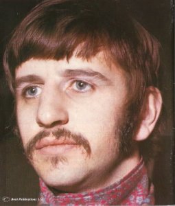  3  1967 . |   ,  EMI Abbey Road ( Beatles Book Monthly,  46 )
