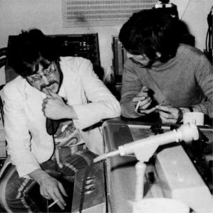  3  1967 . |   ,  EMI Abbey Road ( Beatles Book Monthly,  46 )