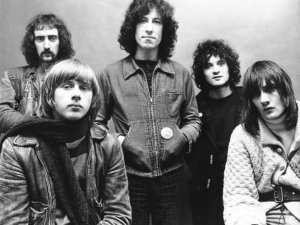     56-          .      Fleetwood Mac.