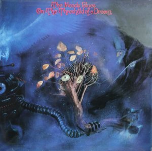  25  1969. 56   ● The Moody Blues  On The Threshold Of A Dream ►