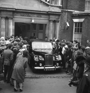 1963.11.27  Cambridge. University Arms Hotel