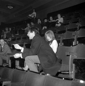1963.12.17  London. Prince Of Wales Theatre