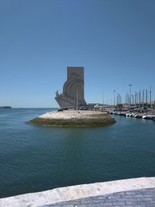      ,    ,    : Monumento dos Descobrimentos.       .