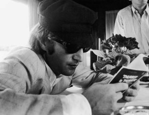     ,   ,        The Beatles, 25  1966 .