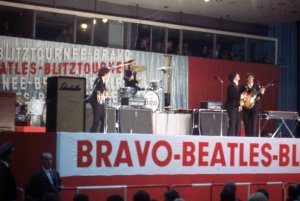 25  1966:  : , , 