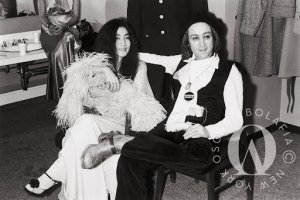 1975 