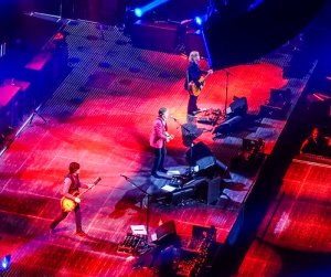   : Pinnacle Bank Arena, 
