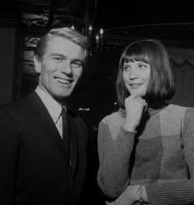   Sandie Shaw and Adam Faith (,     ,       -5) 