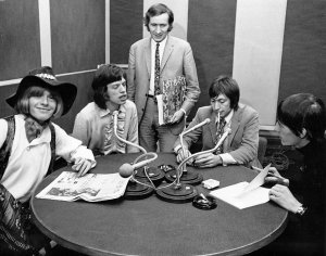 30  1967 .    (BBC1) Top Gear, .  -  . .         Their Satanic Majesties Request,    8 .