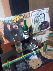 ���-���������