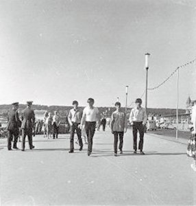    1963  