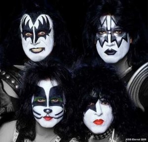 Gene Simmons ,-  , Kiss