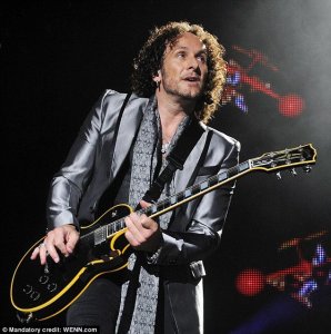 25  1962,     Vivian Campbell, , Dio, Whitesnake, Def Leppard.