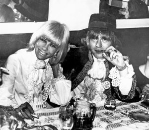       ,  1967 .