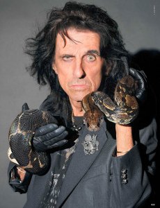   (Alice Cooper) -  ,   ? 