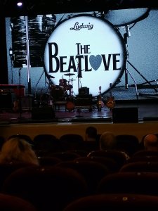 ���-���������