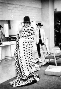 18 c 1964,   .