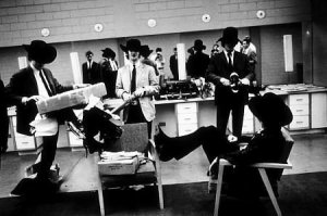 18 c 1964,   .
