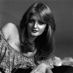  ,  1976