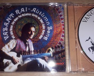  1975         Vanguard Records   .      1976  1978      Oregon -  ,           Spring Flowers  utumn Song.         Mahavishnu Orchestra  ,        -   .             -   .         -   -    ,    .