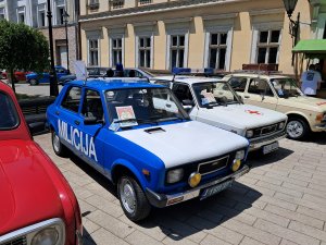      Yugo.   .