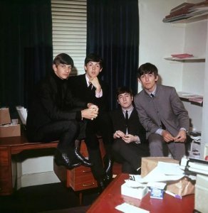 1963.10.04  London. 13 Monmouth Street. NEMS press office