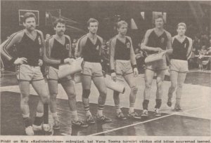 Spordileht  09.12.85