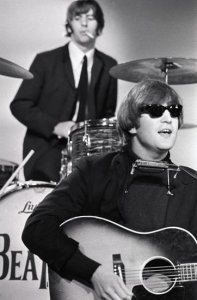 14  1964:  Scene At 6.30  ()