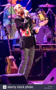 17  2015:       Riverside Theater, Milwaukee, 