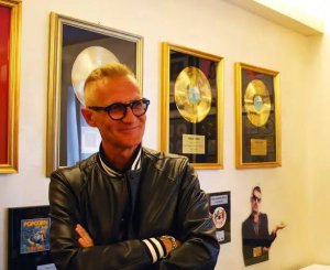 Mauro Farina (9.12.56 - 19.10.25). -. , , .     Italo-disco,      Eurobeat.   .   - RADIORAMA, ATRIUM, ALEPH, DANNY KEITH, MACHO GANG, KING KONG & D'JUNGLE GIRLS, CHIP-CHIP, COO-COO, GIPSY & QUEEN, MAX COVERI, JOE YELLOW, FRED VENTURA, ALPHATOWN  - .  SAIFAM Group    FCF (Farina-Crivellente-Fadinger).      Giuliano Crivellente,   .    2009-. Florian Fadinger   2013-.