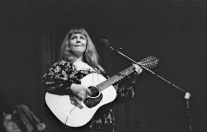   CONTEMPORARIES  Ph. WARD Sandy Denny Reflections on Her Music, .