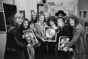  Wings   -     15  1974