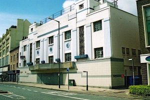 22  1963:  : Globe Cinema (), --