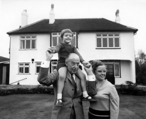  -  ,  ,            Wirral.