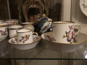          ))))))))       ))))))))     .           .     