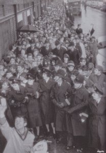        Beatles  ,  ,     1963 .    ,   ,       Odeon   , 8  1963-