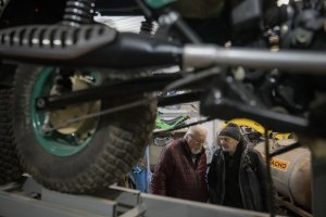 � ������� ������, ��� � 12 ���������� �� ����, ��������� ����� �����-����-���, ������� �������� ��� � ����. � ��� ������� ����� ���������� ����������, �������, ������������ � ������ ��������� ������������� � ���������� �����������, ������������� � ������� ����������. ��� ������ ������ �������� �����, ��������� ��� ����� ��������� 427 ����������.  