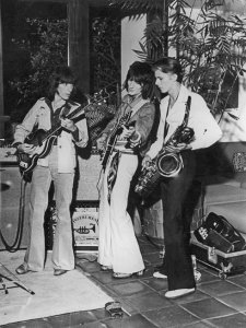 ���� ������, ��� ��� � ����� ���� (� ����-����������) �� ����-������, ���������� �� ��������� �� ������ 50-�� ��� �������� ����������� ����� � ������ ������ ��������, 8 �������� 1975 ���� - ���-��������, ����������, ��� ������ ��������. 